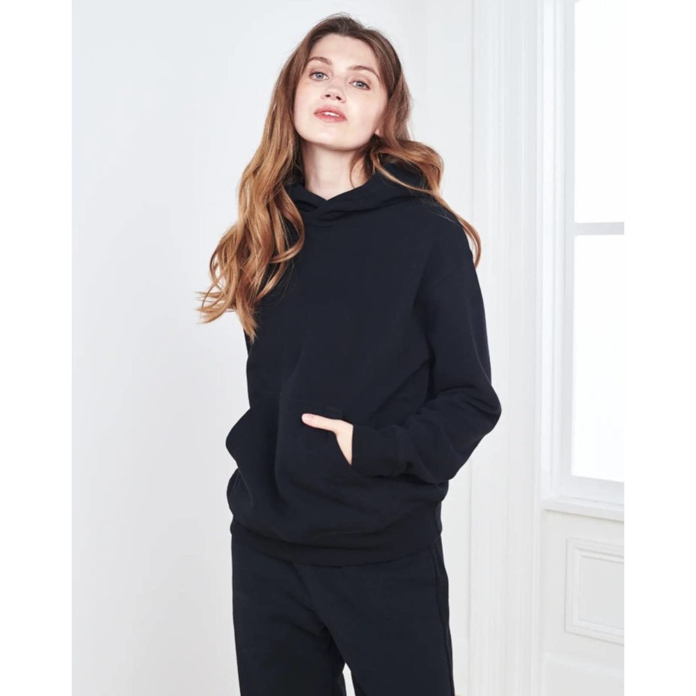 Quince Black Hoodie heavyweight 100% cotton